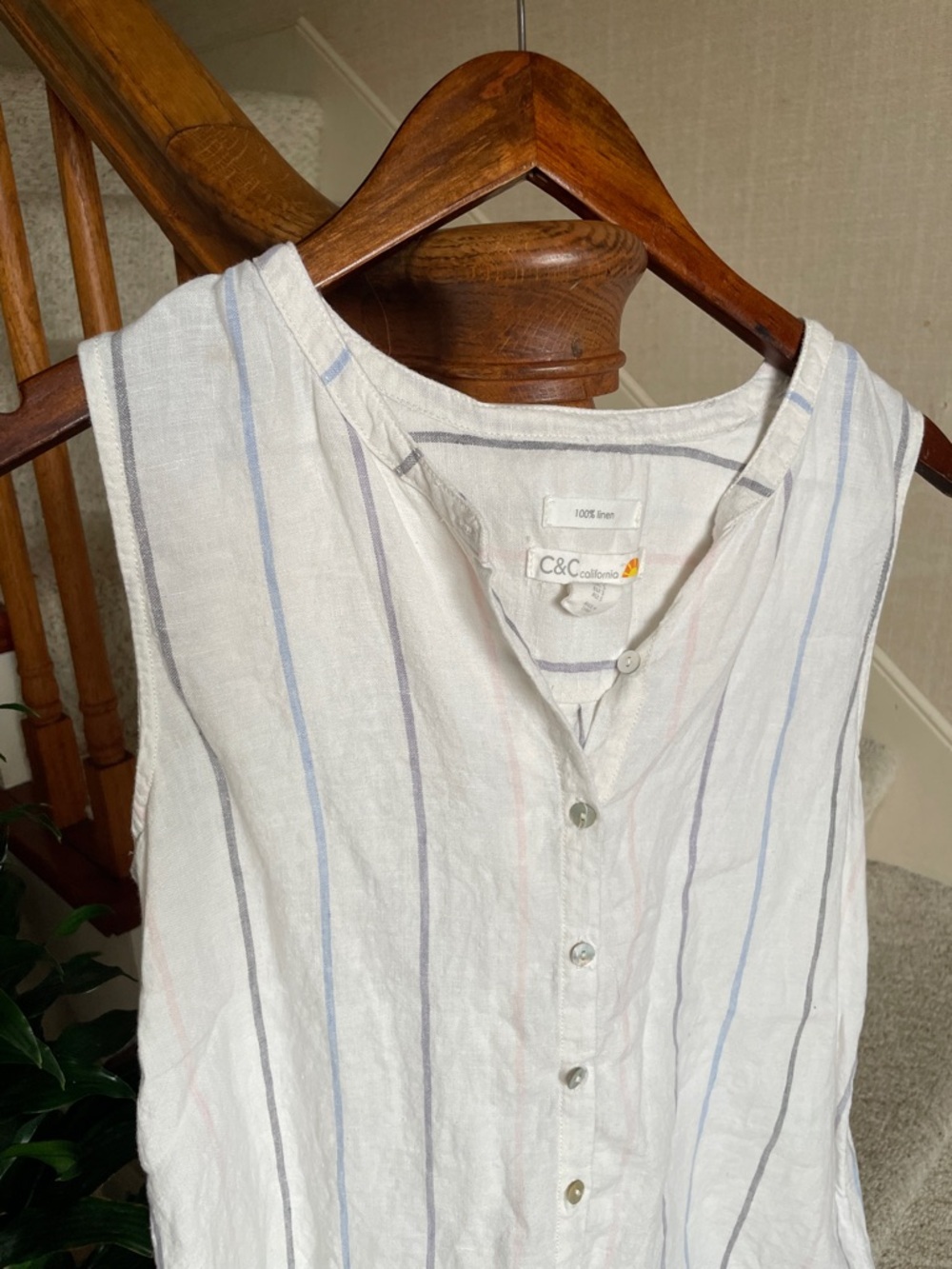 C&C California 100% Linen White Sleeveless Button-Front Coastal Striped Top - Picture 2 of 8